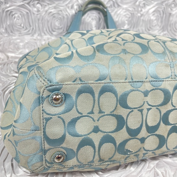 Coach F13742 Lt. Blue Soho Pleated Jacquard Tote, GUC - Picture 9 of 17